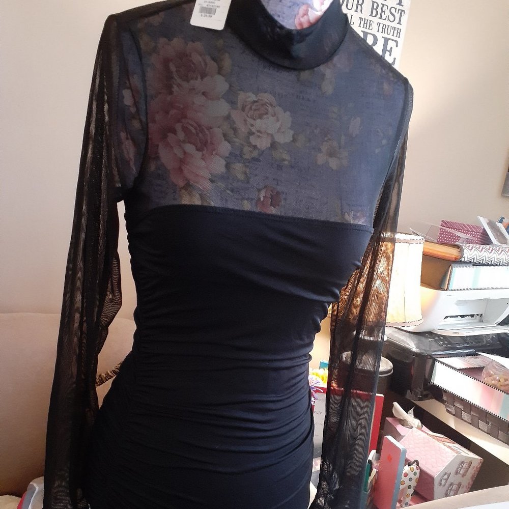 SALE!! Brand New Dress-S